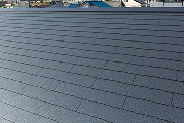 屋根葺き替えの流れと注意点｜瓦・ガルバリウム・スレート別の交換ポイント