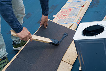 アスファルトシングルとは？メリット・デメリット、耐用年数まで解説