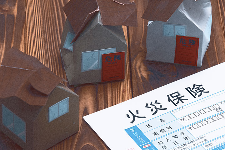 外壁塗装で火災保険は適用される？条件や申請手順・注意点を解説