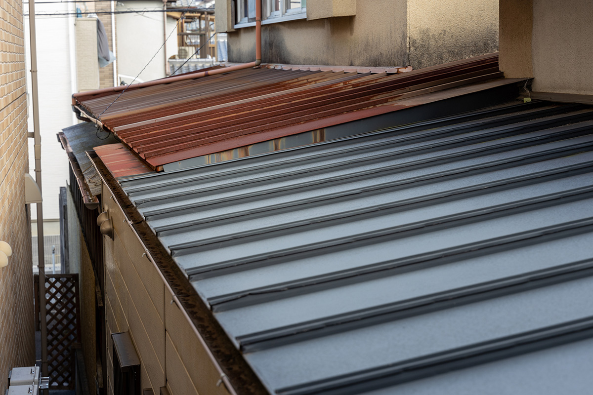 屋根材おすすめ10選！種類やメーカー、カーポート屋根のDIYについて解説の画像07