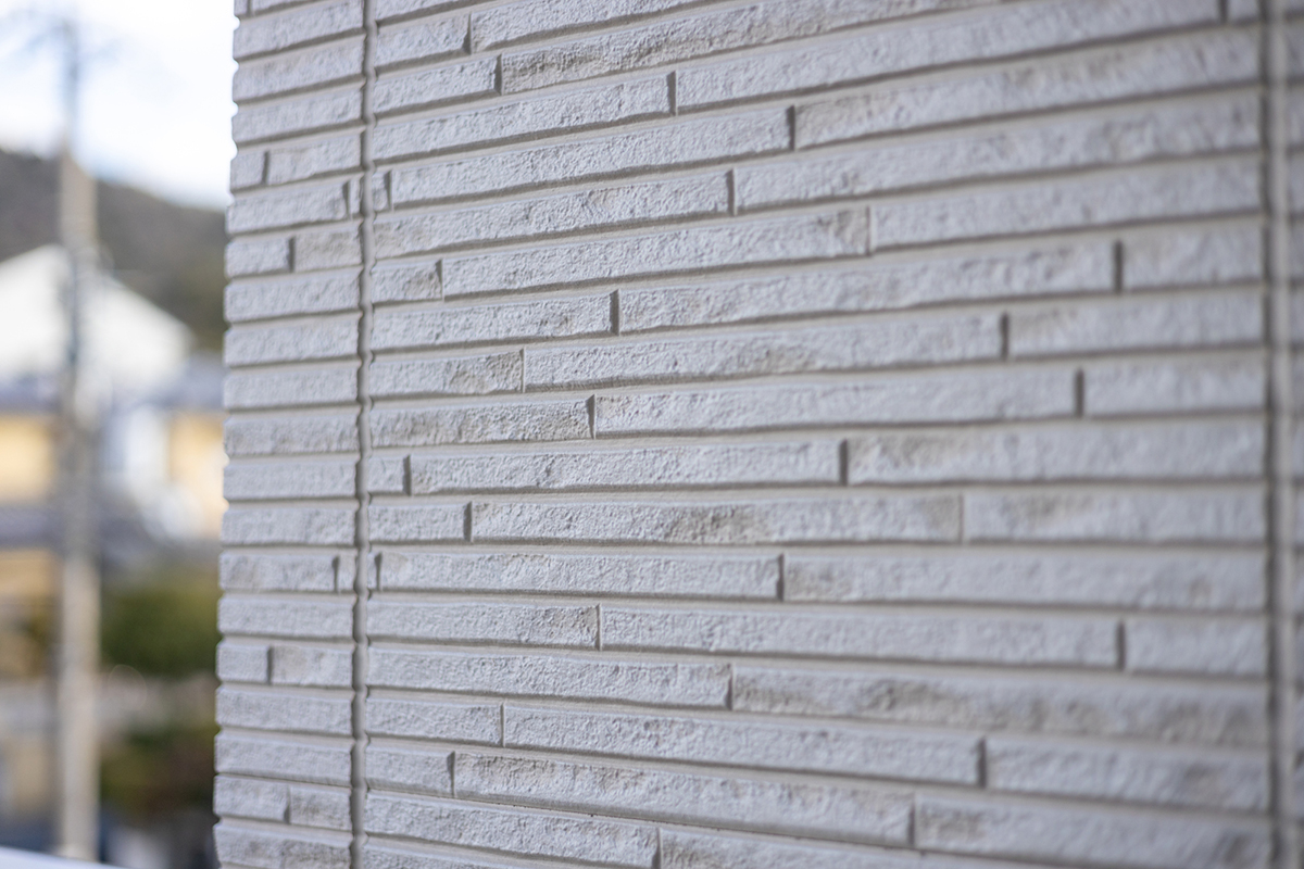 外壁塗装はDIYでできる？手順や必要な道具、足場なしのリスクや失敗例を紹介の画像12