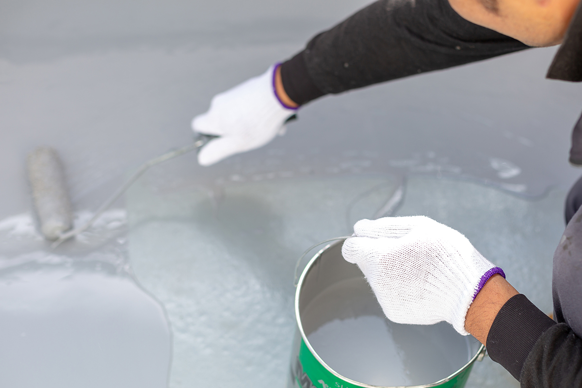 FRP防水とは？ベランダ・バルコニーにおすすめな理由や費用・耐用年数、施工方法も紹介！の画像08
