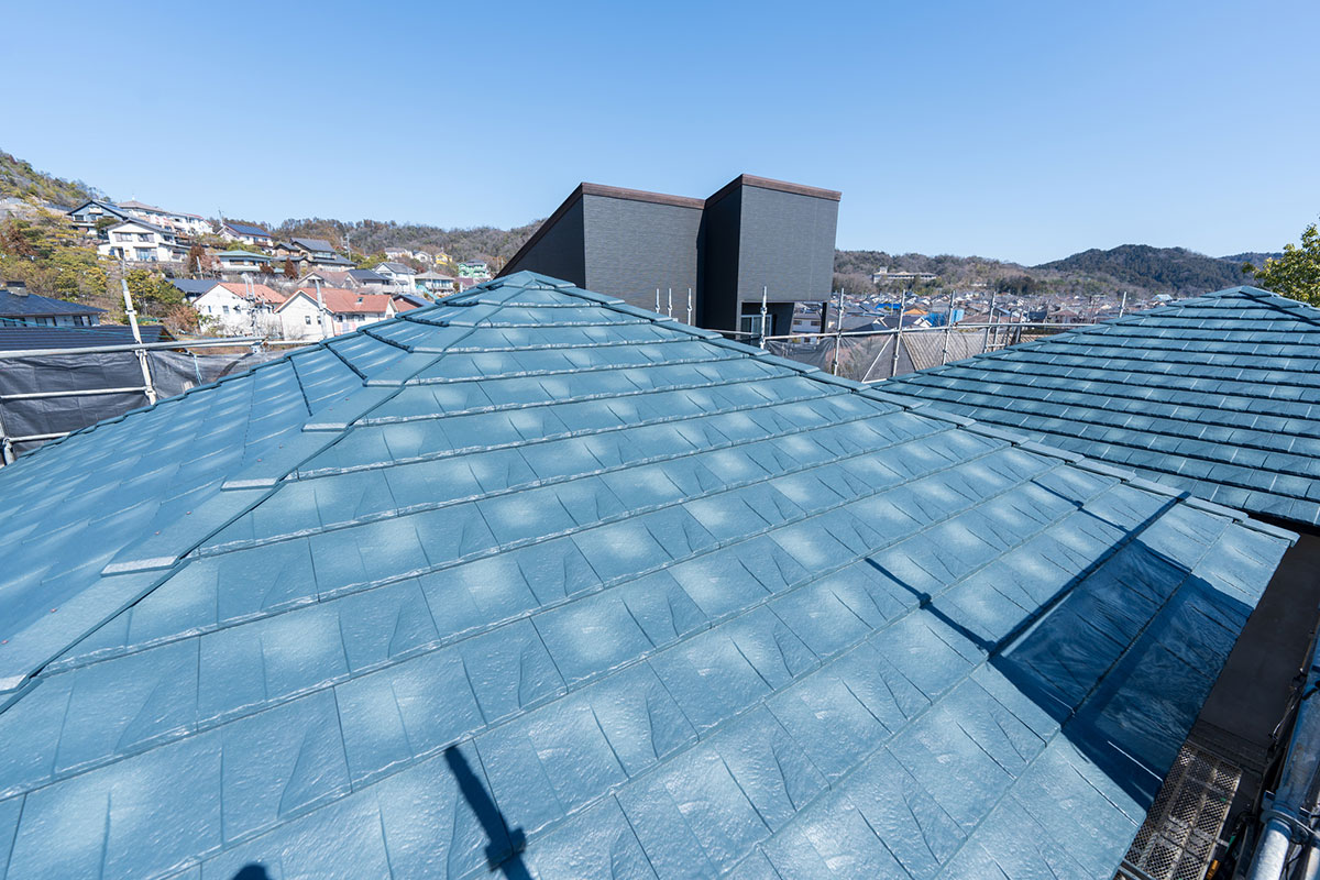 火災保険の屋根修理は経年劣化だと対象外？条件・具体例・見分け方を解説